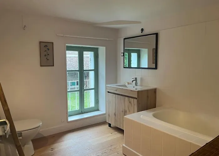 بيت للعطل Le Point Du Jour Montagoudin